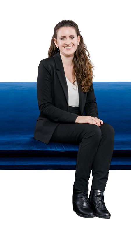 Notarin Carolin Heiß